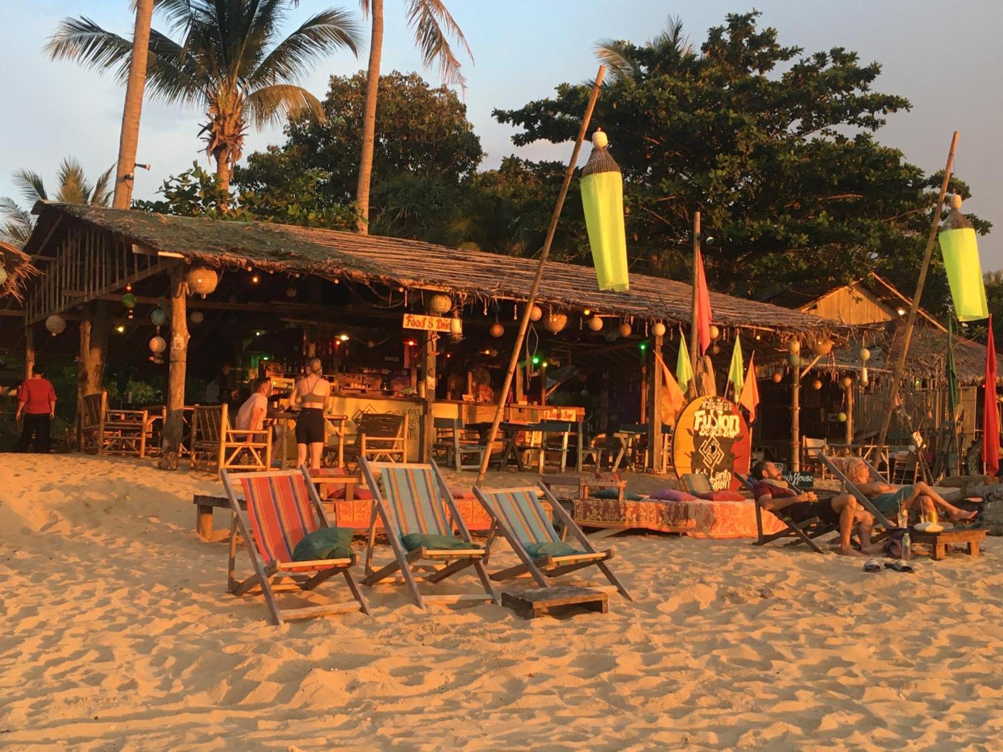 Relax Beach House Ko Lanta Esterno foto