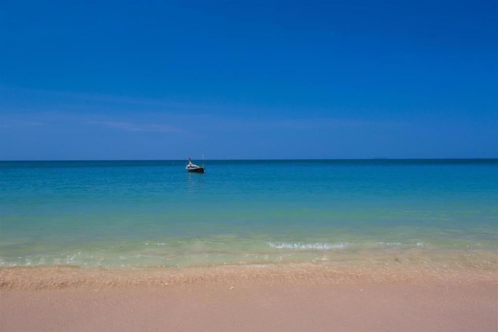Relax Beach House Ko Lanta Esterno foto