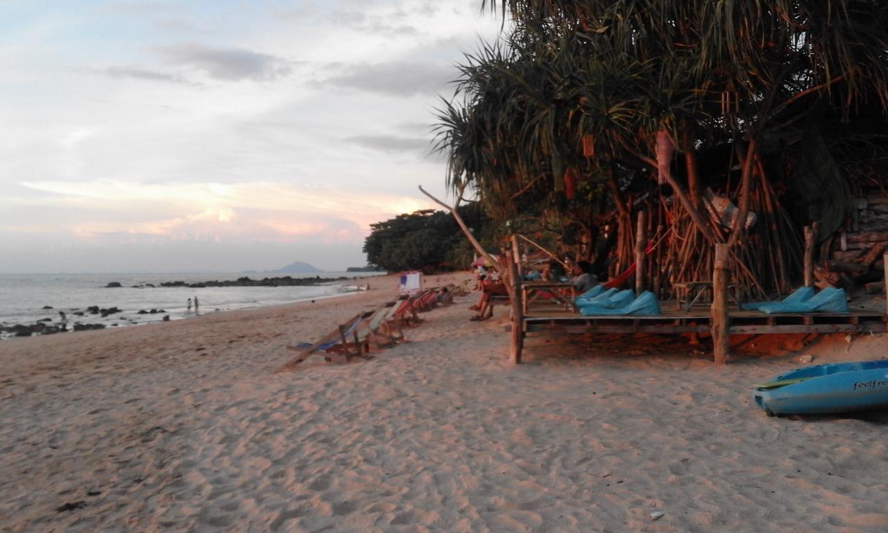 Relax Beach House Ko Lanta Esterno foto