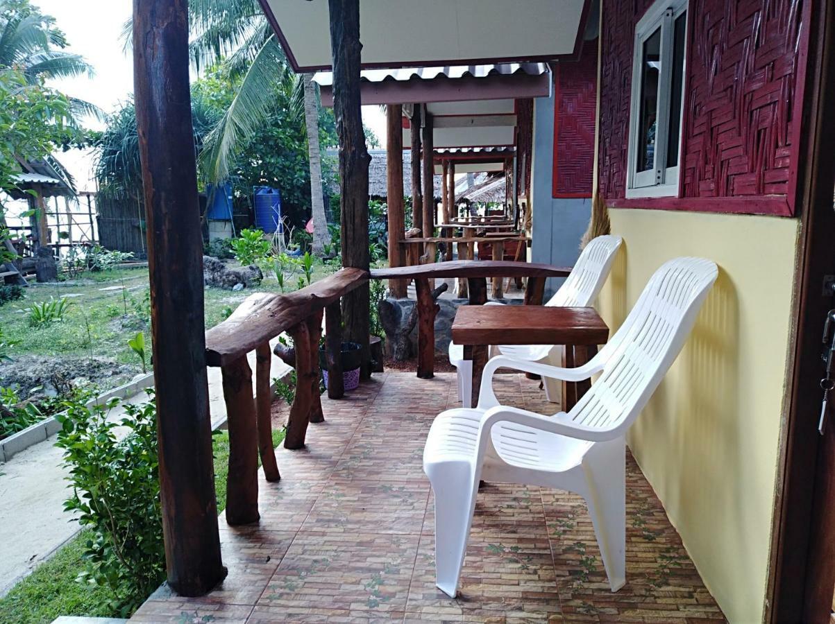 Relax Beach House Ko Lanta Esterno foto