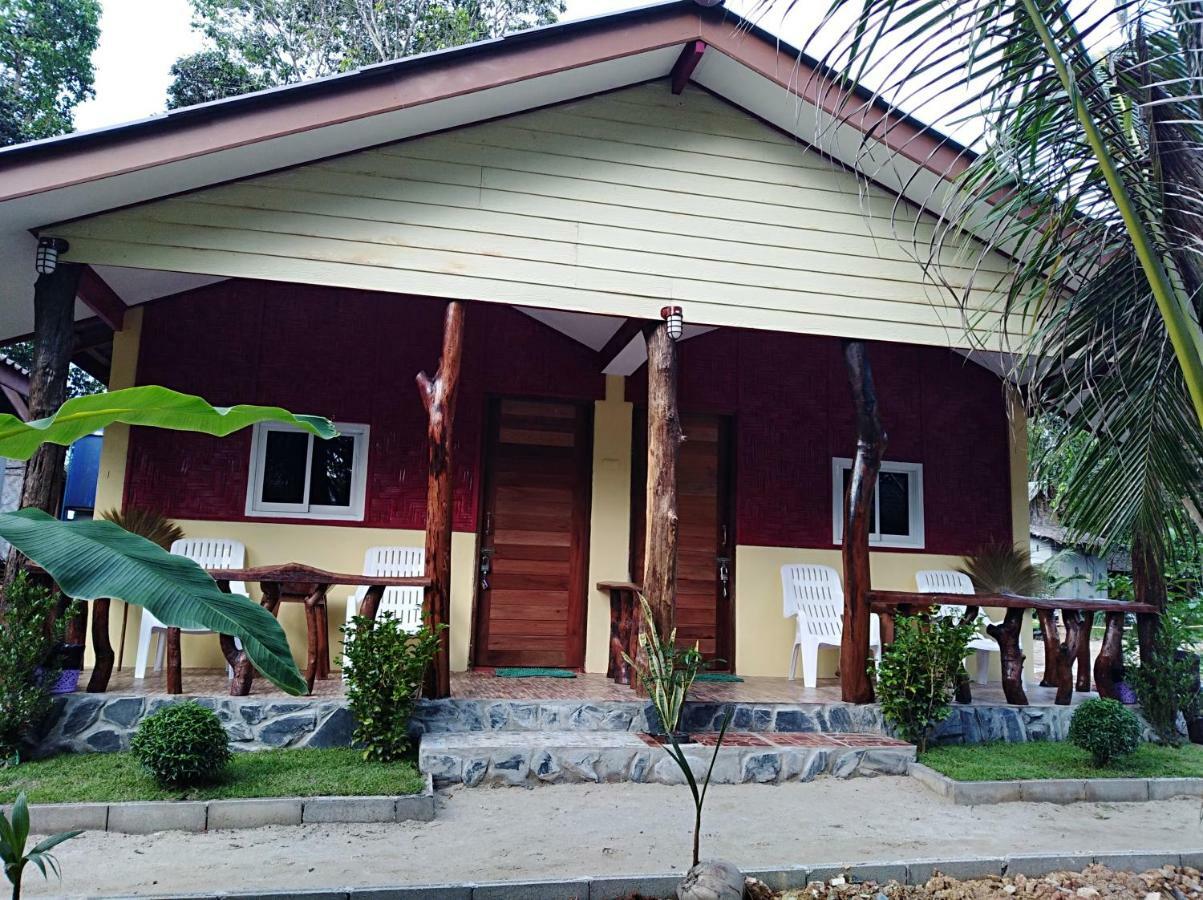 Relax Beach House Ko Lanta Esterno foto